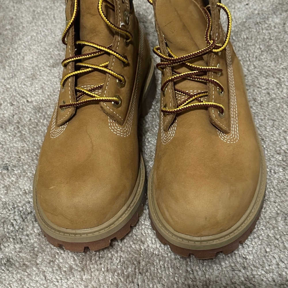 “Big Kid”-Size 4 Timberland Boots (Wheat) - Picture 4 of 9